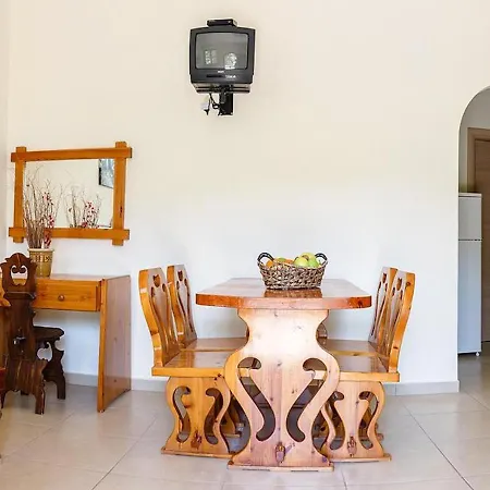 Villa Ideal Place For Family Near The With Garden *